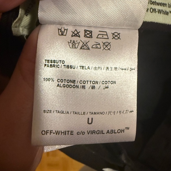 Off-White Black Cap with White Diagonal Stripes - Picture 6 of 7